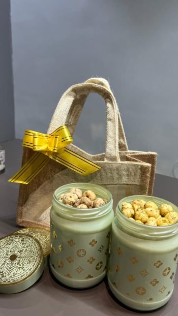 Golden Jar Treats Hamper